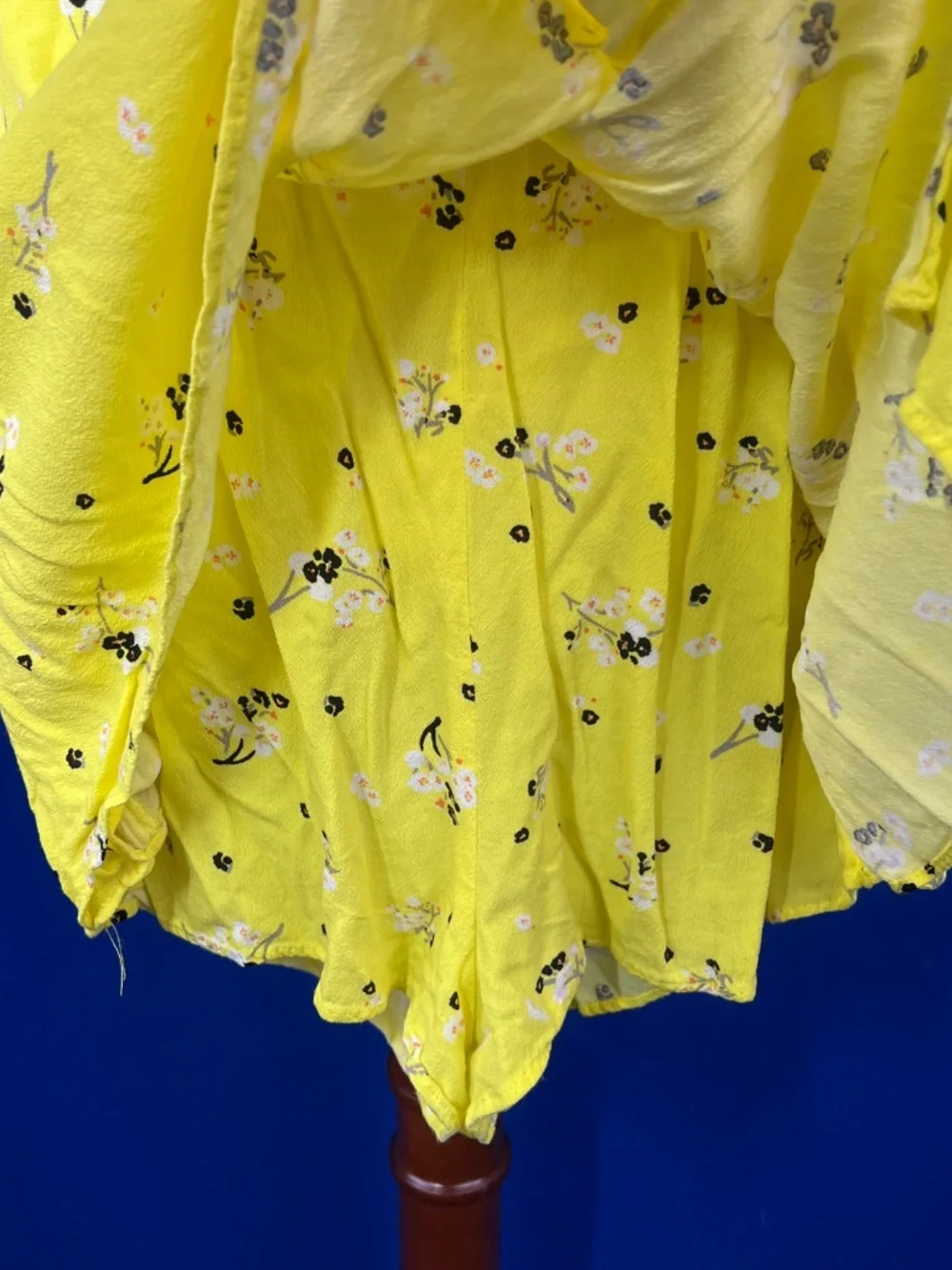 |•FREE PEOPLE•| Sunny Yellow Romper/Jumper Size 4